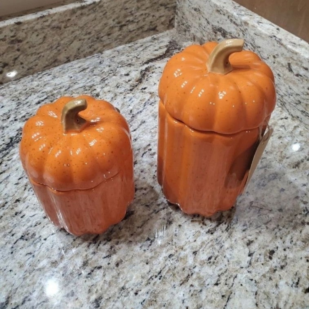 Gorgeous Pumpkin Canisters-NWT - Picture 2 of 5